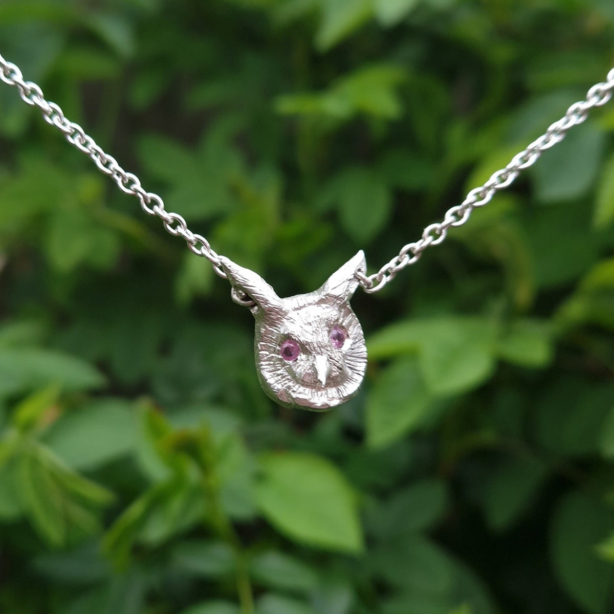 Cat Head     (Purple Sapphires)