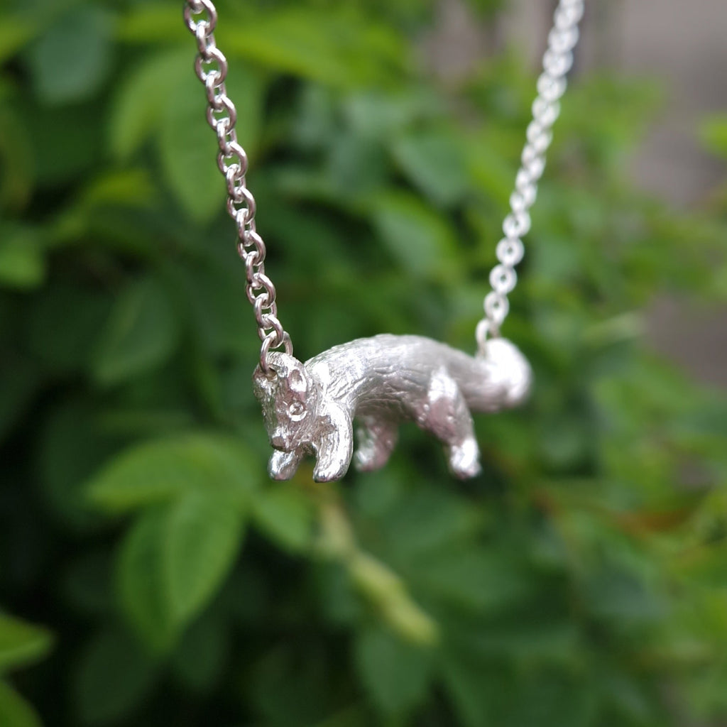 Tree Dog     (Yellow Sapphires)