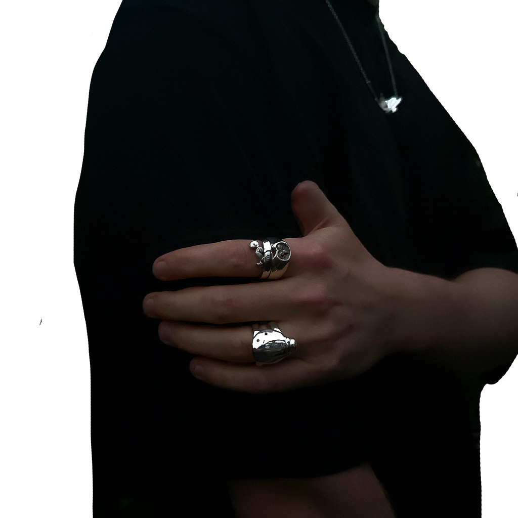 Iora Ring