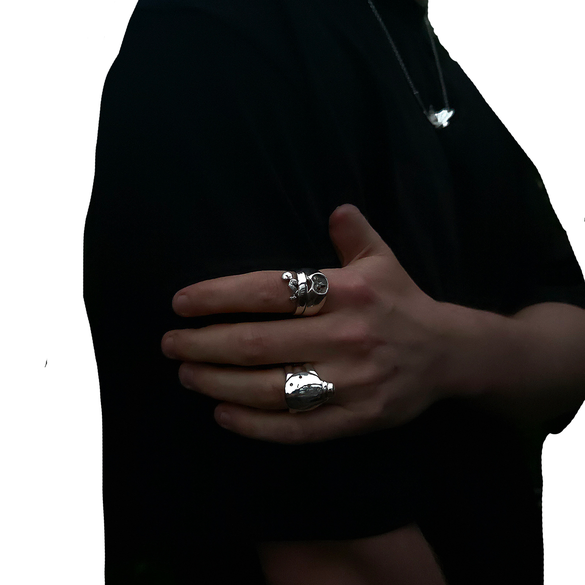 Iora Ring
